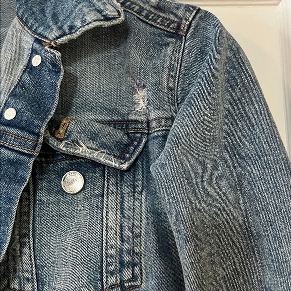 Zara medium blue wash Denim Jacket with rips/fray detail - Picture 4 of 6